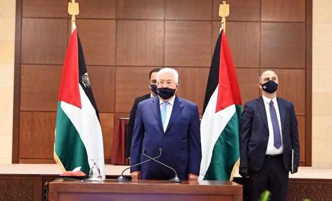عباس يصدر مرسوما بتأجيل الانتخابات العامة
