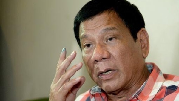 رئيس الفلبين متراجعا: لن نقطع العلاقات مع أمريكا