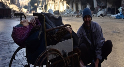مسنَّة تموت على كرسيها المتحرِّك في شوارع حلب