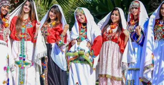 10 فتيات مغربيات يتنافسن على لقب ملكة جمال الأمازيغ