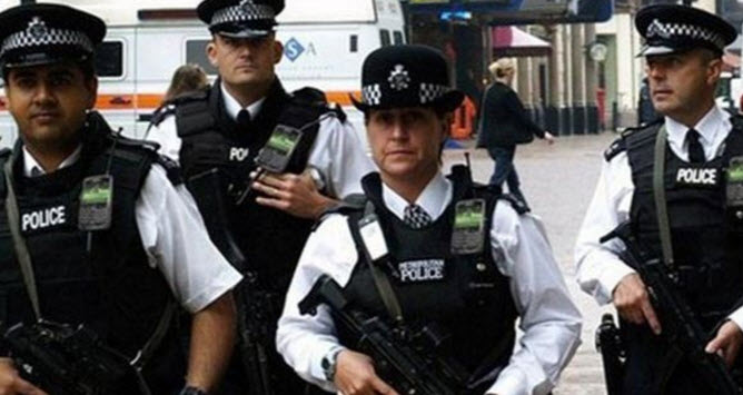 الشرطة البريطانية تحقق بواقعة "الطفلة الحامل"