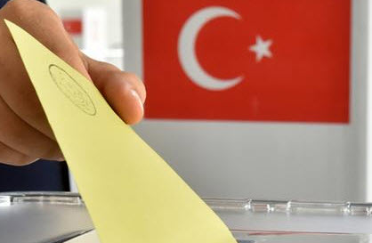 العليا للانتخابات التركية ترفض طعونًا للمعارضة لإلغاء نتيجة الاستفتاء