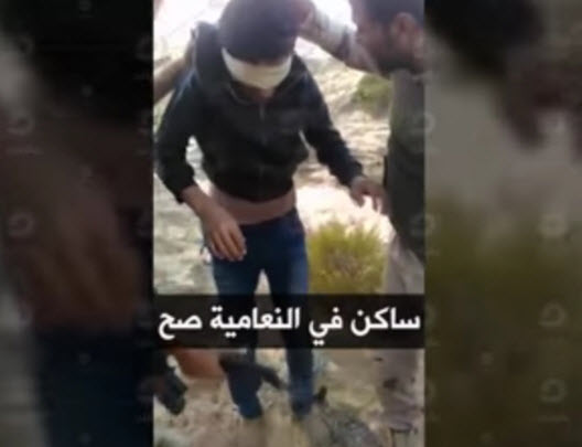 قناة مصرية تسرب فيديو للجيش المصري وهو يصفي بعض الأشخاص في سيناء.. فيديو