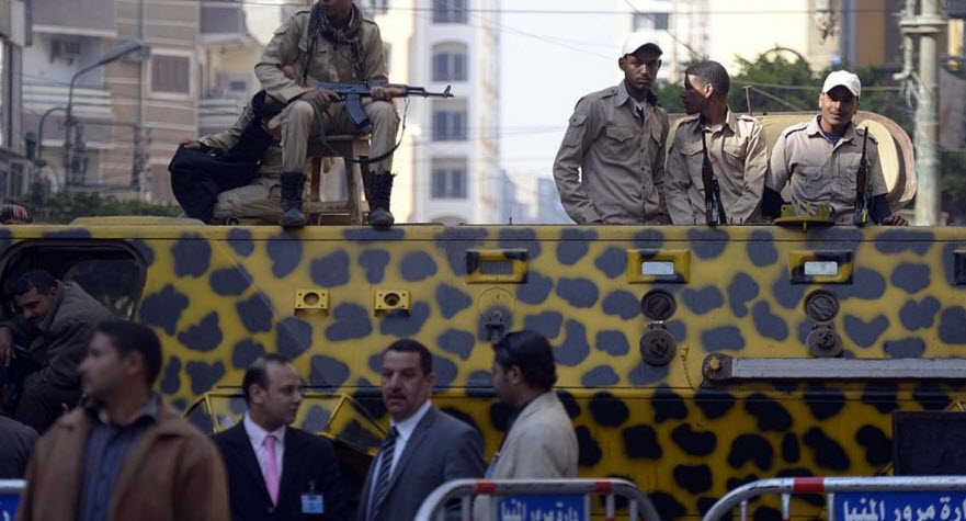 مصر.. أكثر من 20 قتيلا في هجوم مسلح على أقباط بمحافظة المنيا