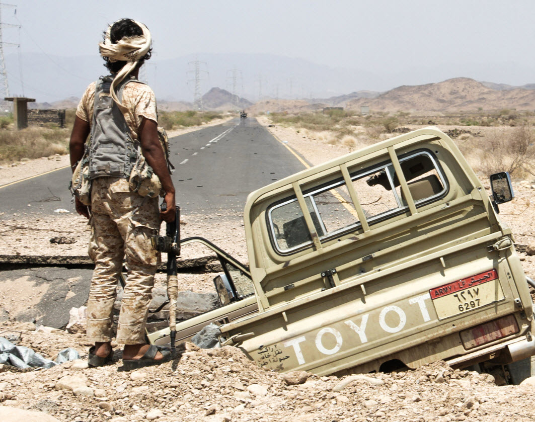 اليمن.. الجيش يُطبق الحصار على الحوثيين في ميدي