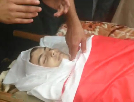 الاف الأردنيين يشيعون جثمان الشهيد الجواودة في جنازة مهيبة.. مصور وتقرير تلفزيوني 