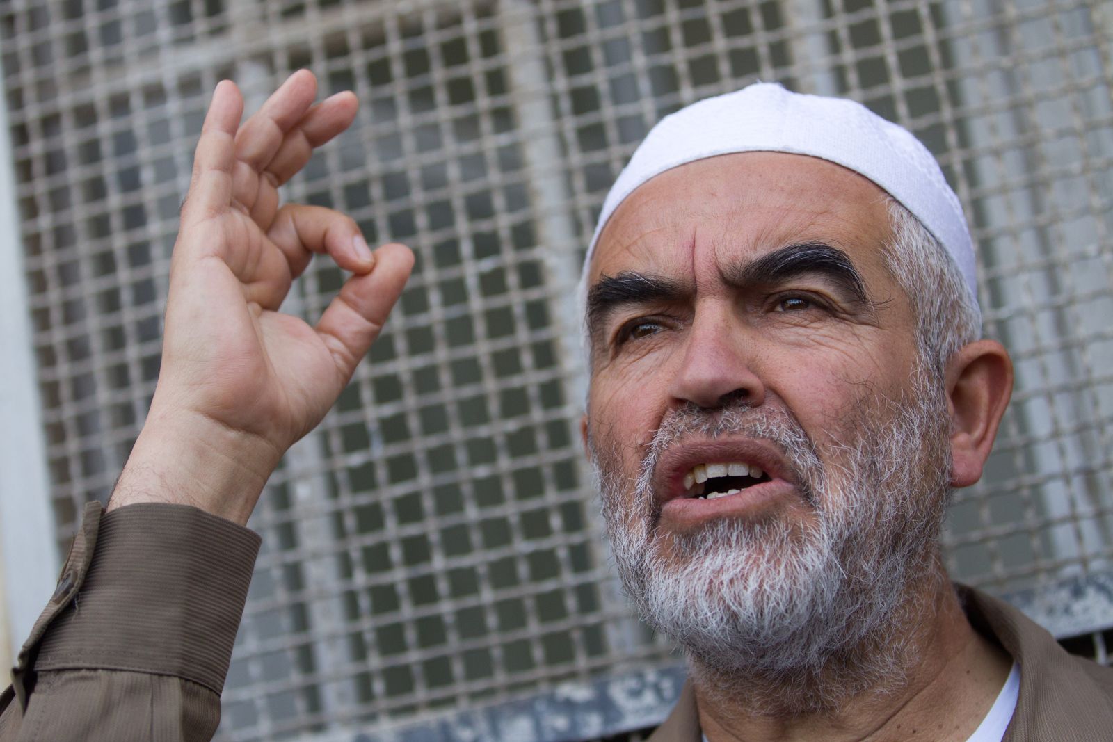 محكمة للعدو تمدد اعتقال الشيخ رائد صلاح 4 أيام