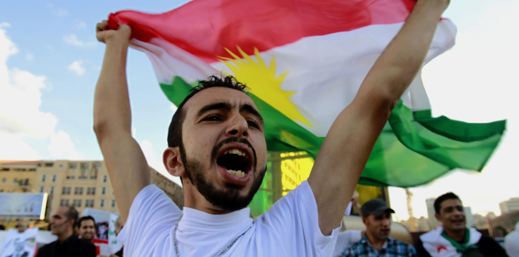 محكمة عراقية تُلغي قرار رفع العلم الكردي فوق كركوك