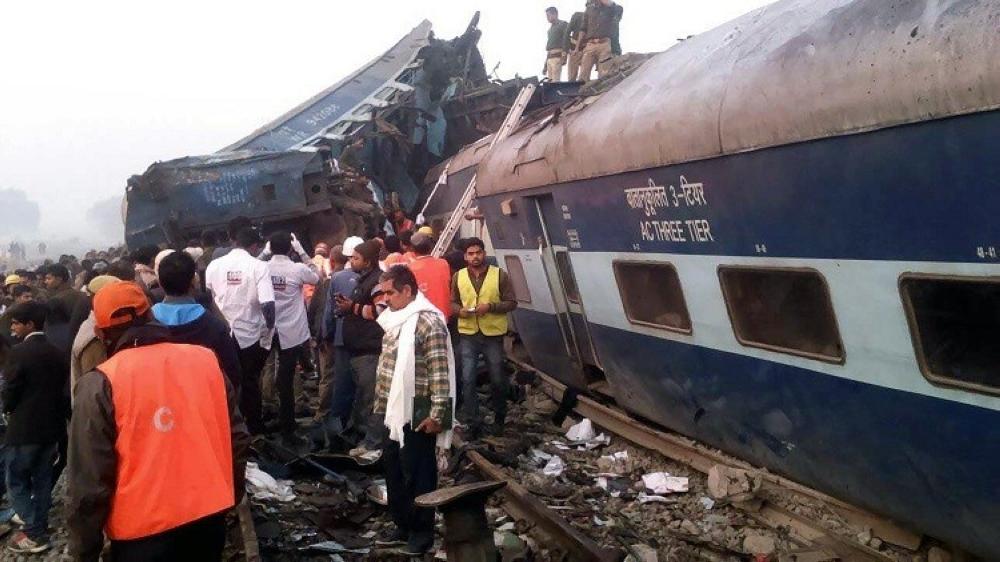 الهند: مقتل واصابة 100 شخص في حادث قطار