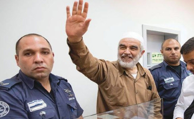 منظمة حقوقية تدعو لحضور دولي لمحاكمة الشيخ رائد صلاح تحت الاحتلال