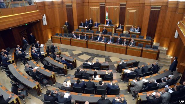 ردا على دعوات ترامب لتوطين اللاجئين.. البرلمان اللبناني: نرفض جميع أشكال التوطين