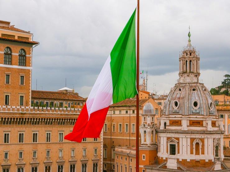 شمال إيطاليا يجري استفتاءين بشأن الحكم الذاتي مع استبعاد نموذج كتلونيا