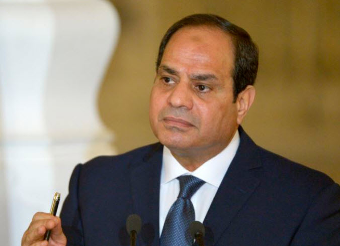التحقيق مع مذيعة في التلفزيون المصري بتهمة "شتم السيسي"