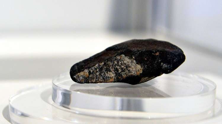 اكتشاف مثير في شظايا نيزكين سقطا على الأرض منذ عقدين