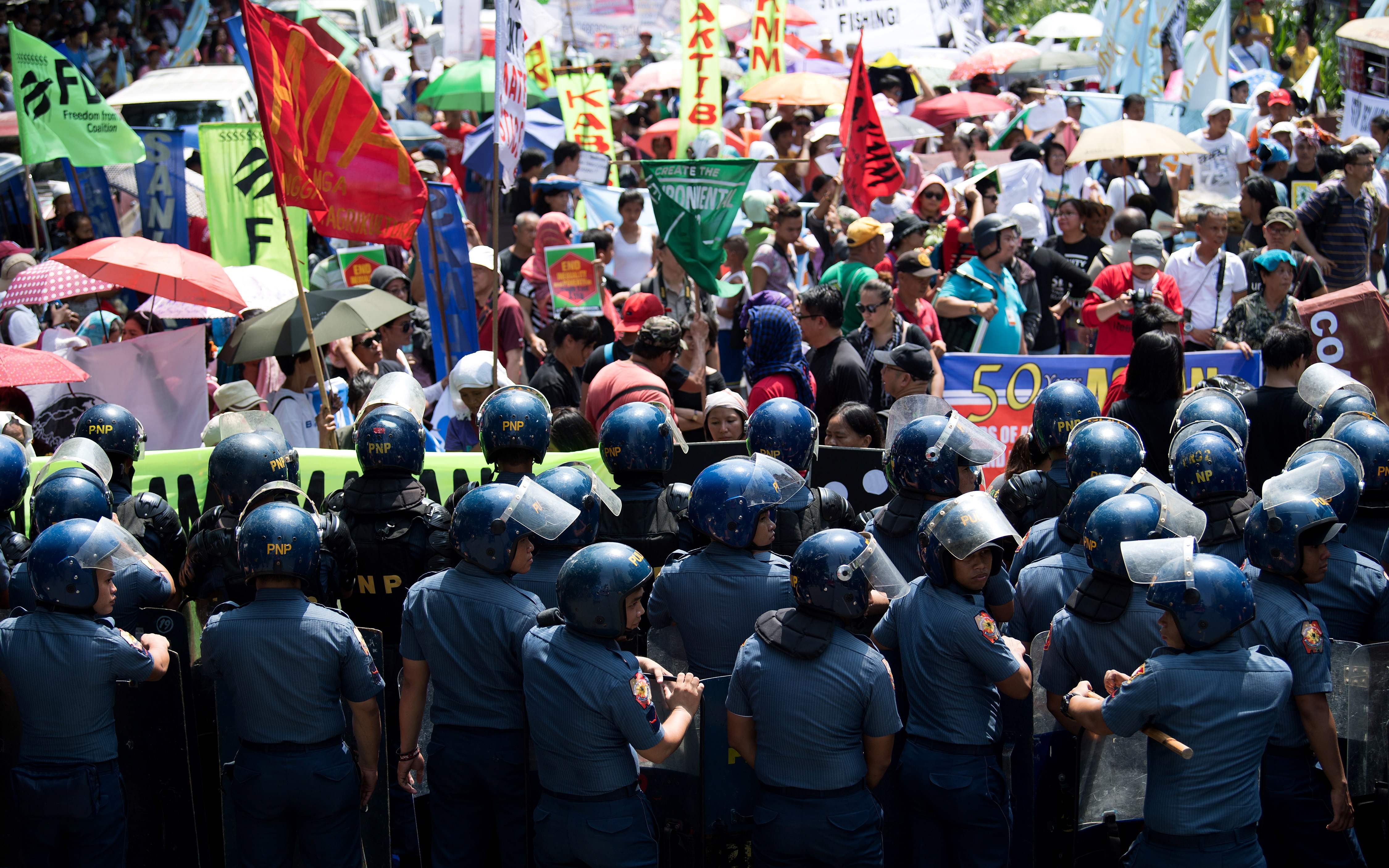مظاهرات في مانيلا احتجاجا على القسوة ضد تجار المخدرات