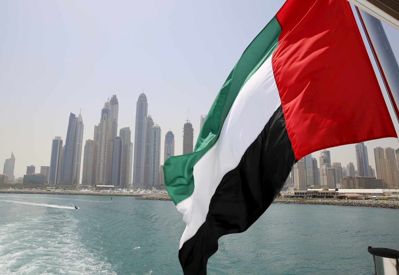 الإمارات: ضبط عملية اختلاس بقيمة 7ر2 مليون دولار 