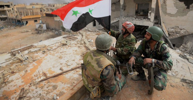 الجيش السوري يسيطر على سقبا بالكامل ويمهل المسلحين للانسحاب من حرستا