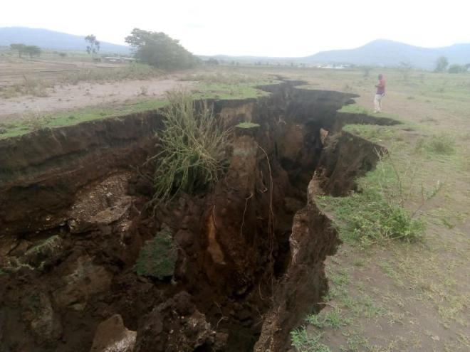 زلزال يشقّ إفريقيا نصفين.. فيديو