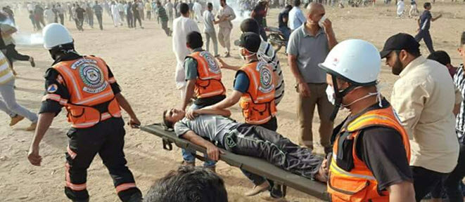 شهيد فلسطيني متأثرا بجراحه.. و115 إصابة في مسيرات العودة على حدود غزة.. مصور