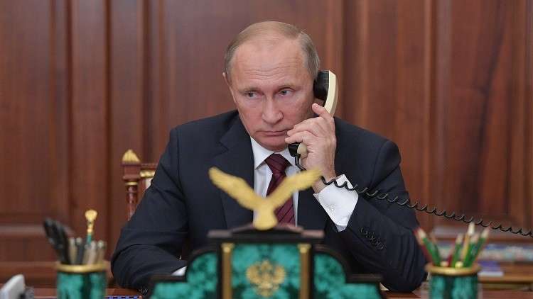 الكرملين: بوتين أجرى اتصالا هاتفيا مع نظيره الأوكراني بيترو بوروشينكو