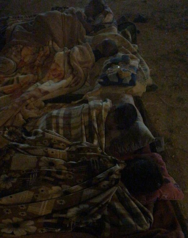 مصدر امني : حماية الأسرة تنقذ سيدة واطفالها ينامون بالعراء في عمان