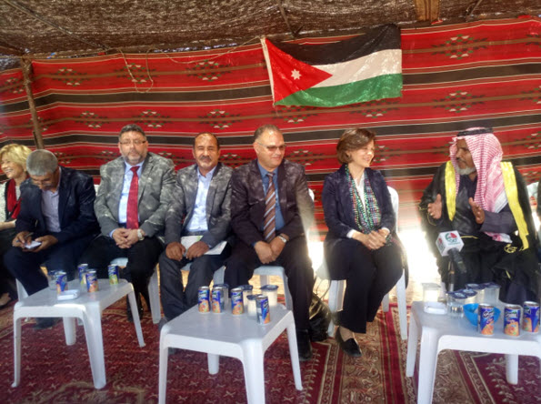 وزيرة التنمية الاجتماعية تتفقد اسرا وجمعيات في وادي عربة.. مصور وتقرير تلفزيوني