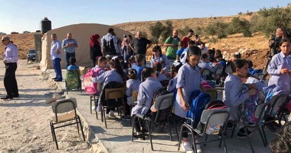 "إسرائيل" تشرع بإزالة مدرسة فلسطينية جنوب الخليل
