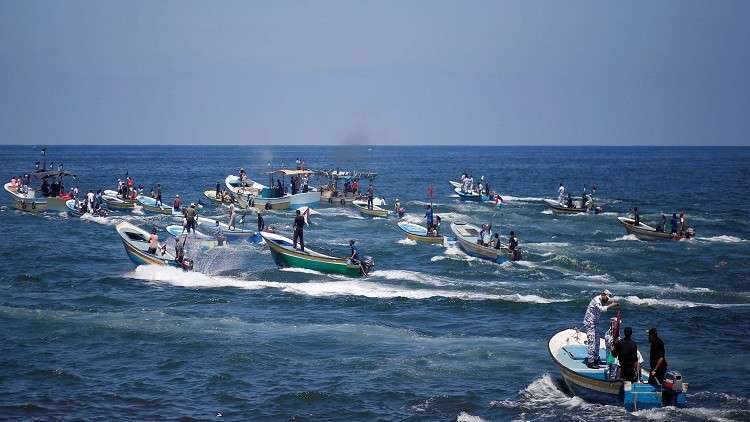 البحرية الصهيونيه  تعترض سفينة الحرية 2 قبالة سواحل غزة