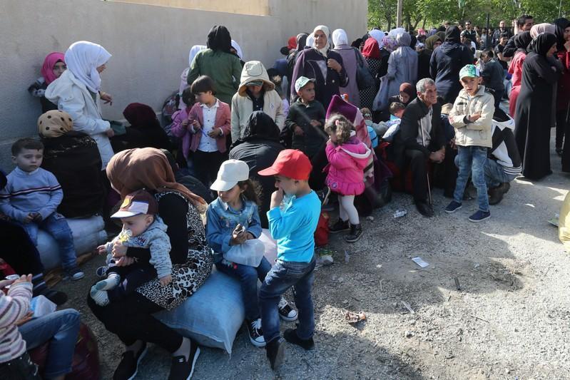 مصدر حكومي لـ"الحقيقة الدولية ": لا نية لاجبار اللاجئين السوريين على العودة إلى وطنهم