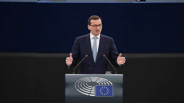 رئيس الوزراء البولندي يدعو الناتو لتعزيز جناحه الشرقي