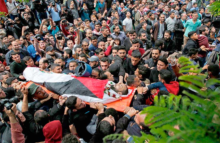 شهيد فلسطيني متأثرا بإصابته خلال مسيرات العودة شرق رفح