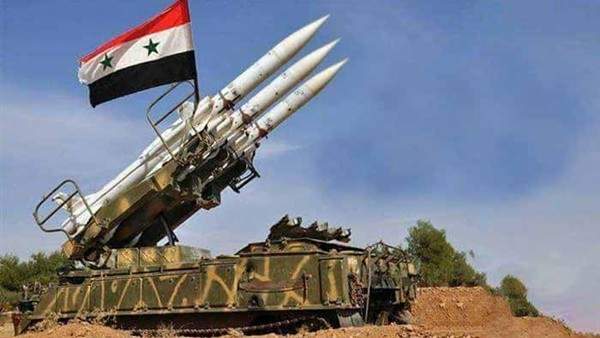 الدفاعات السورية تتصدى لـ"هدف معاد" اخترق الأجواء قرب دمشق