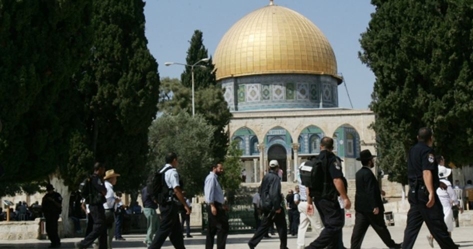 "الجامعة العربية" تدين الانتهاكات الصهيونية بحق دور العبادة