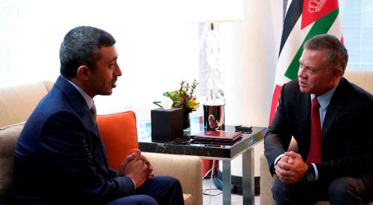 الملك يلتقي وزير الخارجية الإماراتي