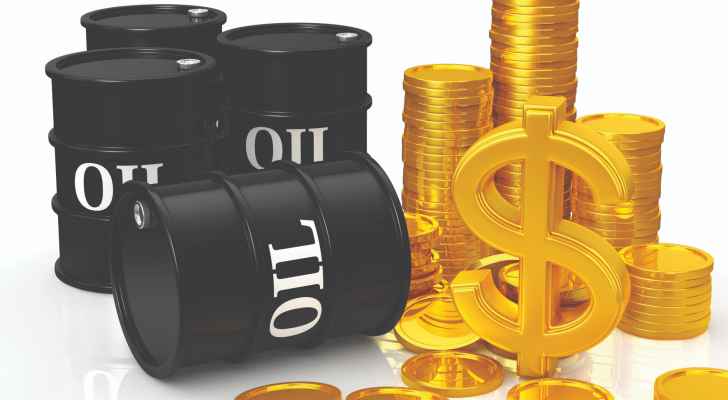 تراجع في أسعار النفط والذهب