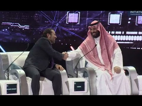 محمد بن سلمان ممازحا الحريري: لا تروجوا بأنه مخطوف في السعودية!.. فيديو