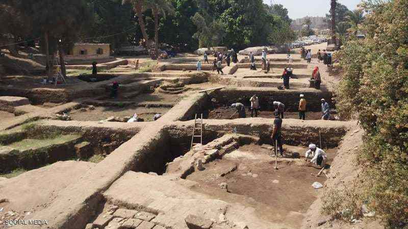 مصر: اكتشاف مقبرة جديدة تضم 200 مومياء محنطة