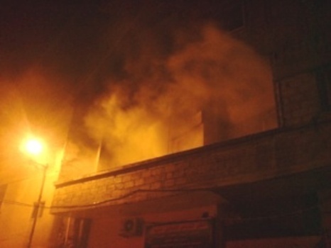 إصابة 5 ضباط صف من مركز أمن المقابلين خلال إنقاذهم لعائلة شب حريق بمنزلهم
