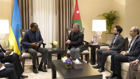 الملك يلتقي رئيس رواندا ونائب رئيس الوزراء الصومالي