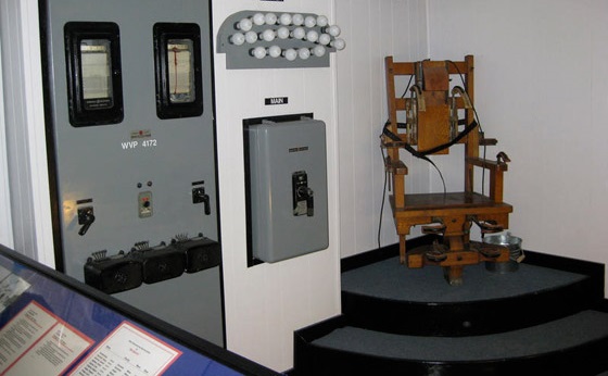 لماذا يفضل الأمريكيون الإعدام على الكرسي الكهربائي؟