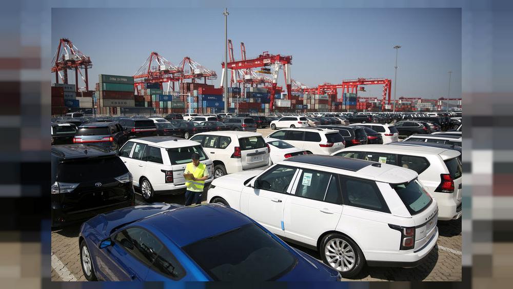 الصين تقول إنها ستعلق فرض رسوم إضافية على السيارات الأمريكية من 1 يناير