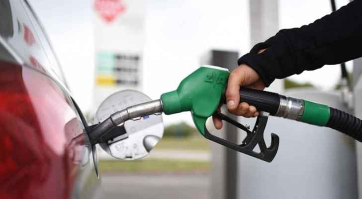 خبير نفطي يرجح تثبيت أسعار الوقود الشهر المقبل