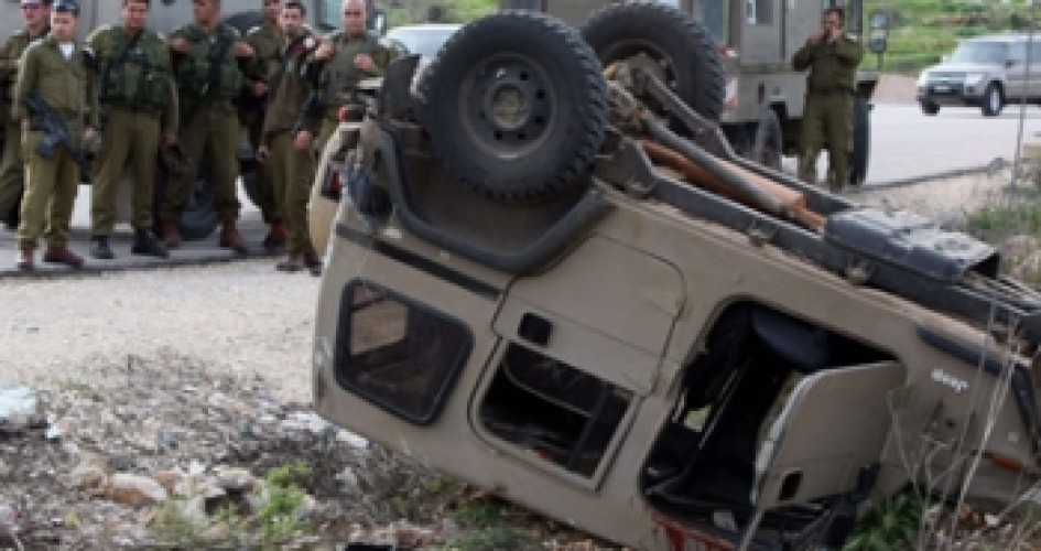 إصابة جنديين صهاينة جراء انقلاب مركبة عسكرية جنوب فلسطين المحتلة
