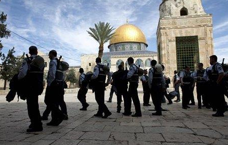 الأردن يدين إغلاق سلطات الاحتلال بوابات المسجد الأقصى