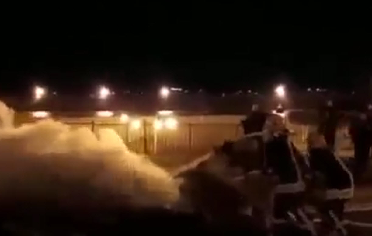ابو البصل: السيطرة على حريق جزئي بالمسجد الاقصى - فيديو 