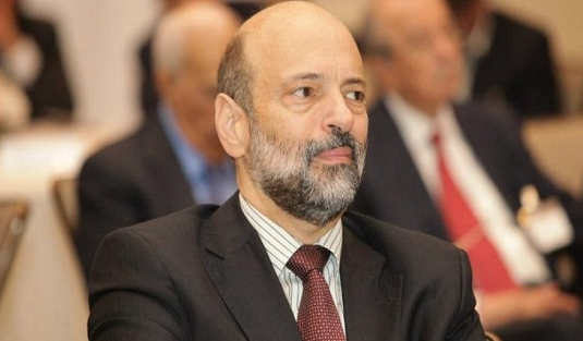 بريزات يسلم الرزاز رسالة خطية بشأن الموقوفين ويطلب لقاءً عاجلا