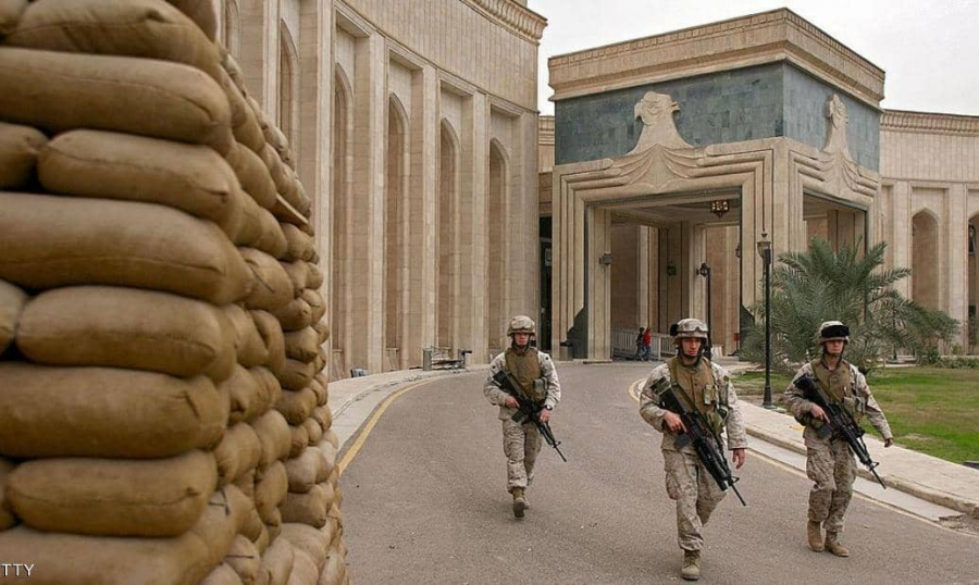 "تهديد مرتبط بإيران" وراء سحب دبلوماسيين أميركيين من العراق