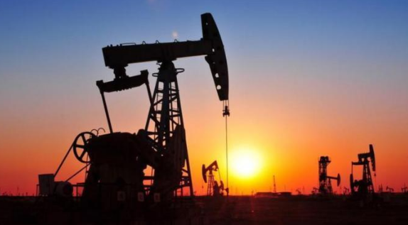 التوتر في الخليج يرفع أسعار النفط في آسيا
