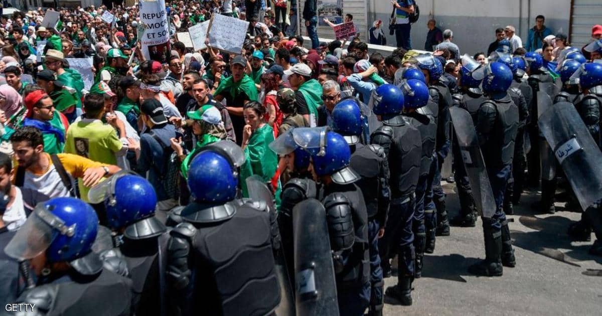 الجزائر.. تظاهرة طلابية ضد رموز نظام بوتفليقة