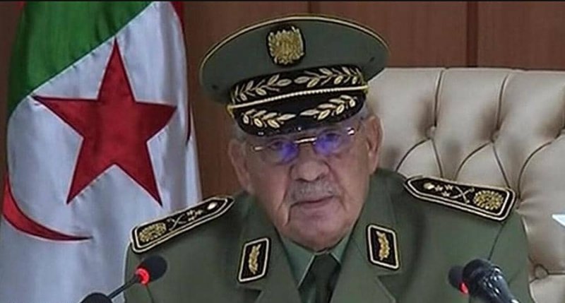 الجيش الجزائري يحذر من "مخططات العصابة الخبيثة"